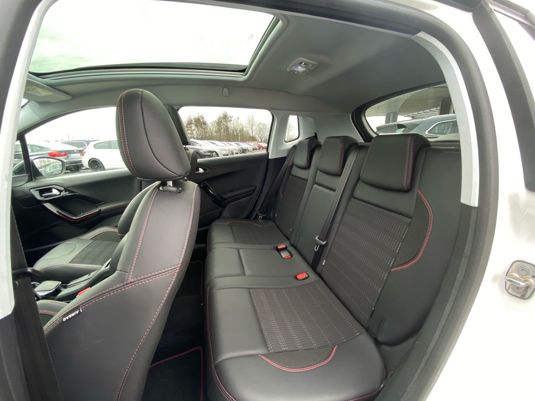 Billede af Peugeot 2008 1,5 BlueHDi GT Line Sky EAT6 120HK 5d 6g Aut.