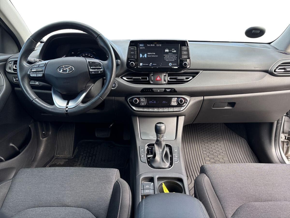 Billede af Hyundai i30 Cw 1,0 T-GDI Essential DCT 120HK Stc 7g Aut.