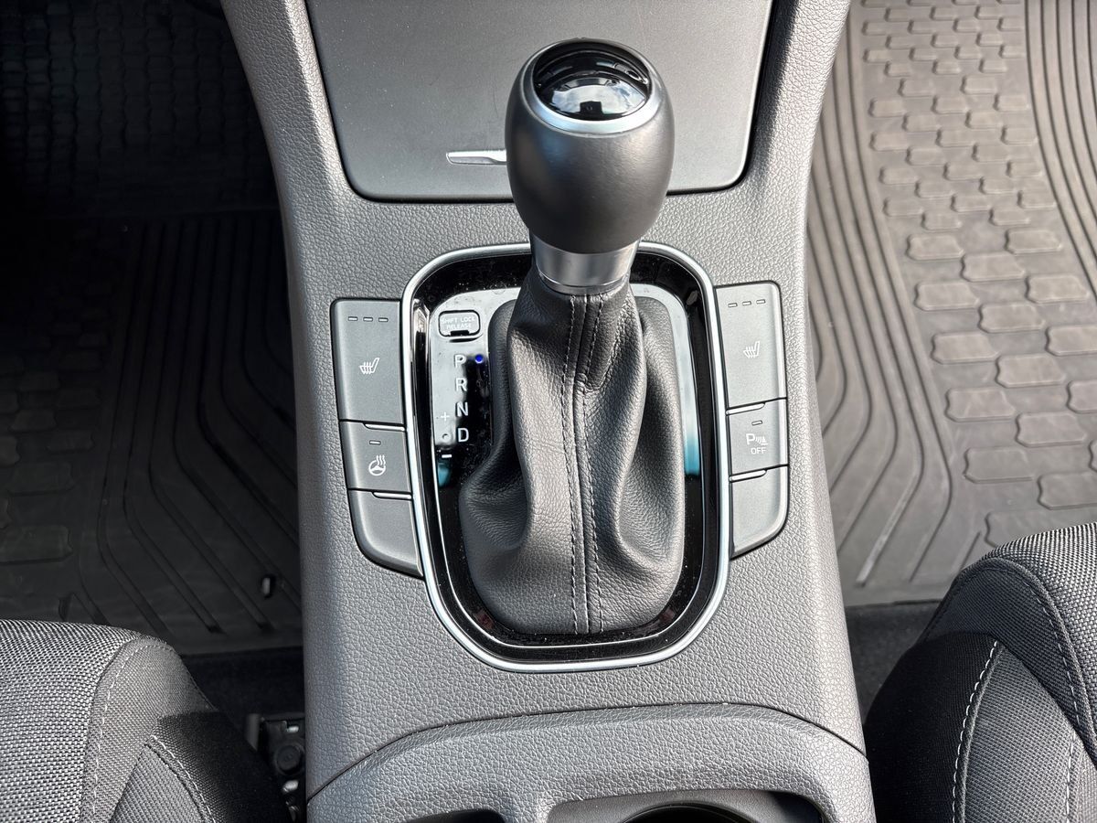 Billede af Hyundai i30 Cw 1,0 T-GDI Essential DCT 120HK Stc 7g Aut.