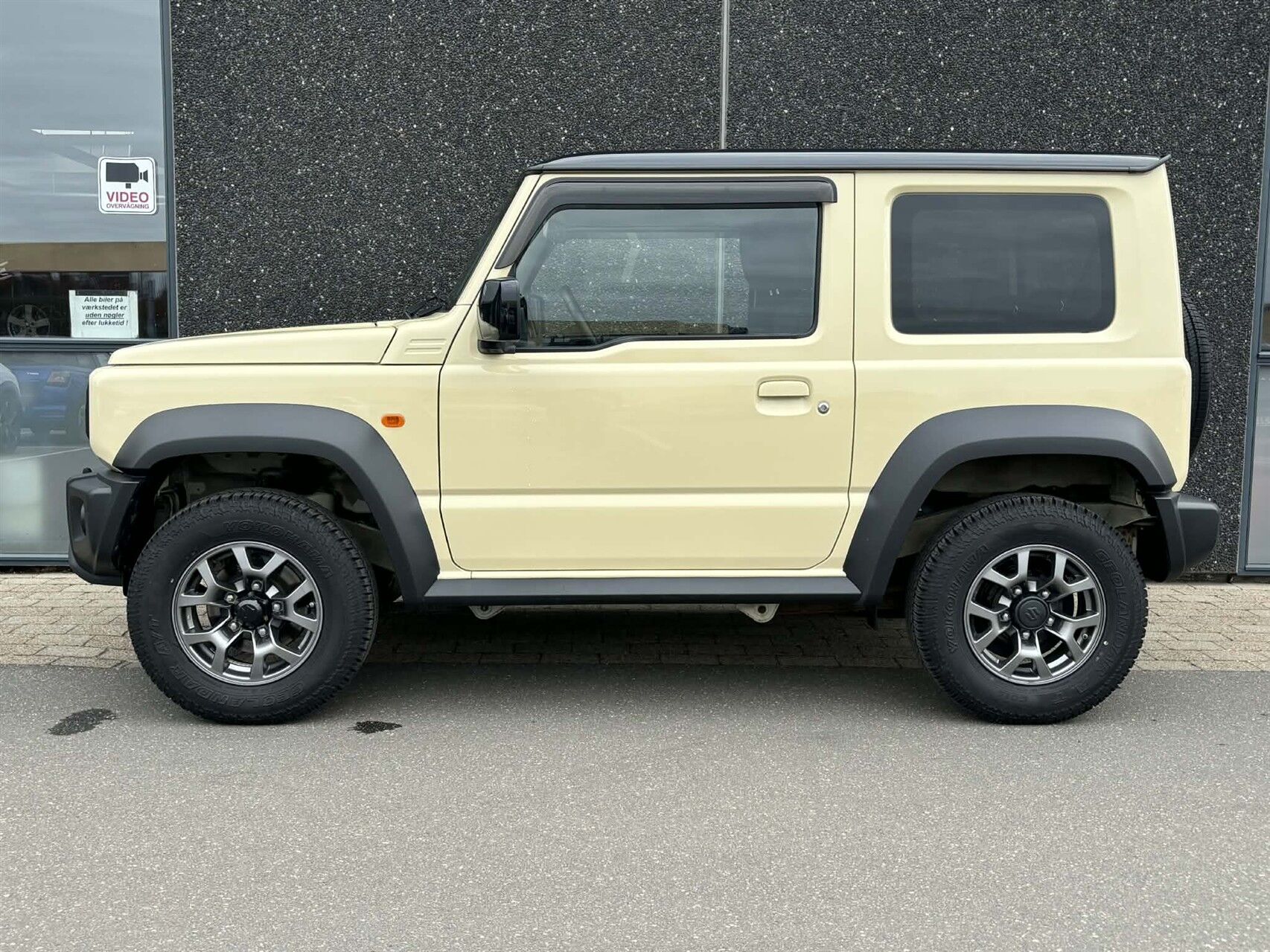 Billede af Suzuki Jimny 1,5 Adventure AllGrip 102HK 3d