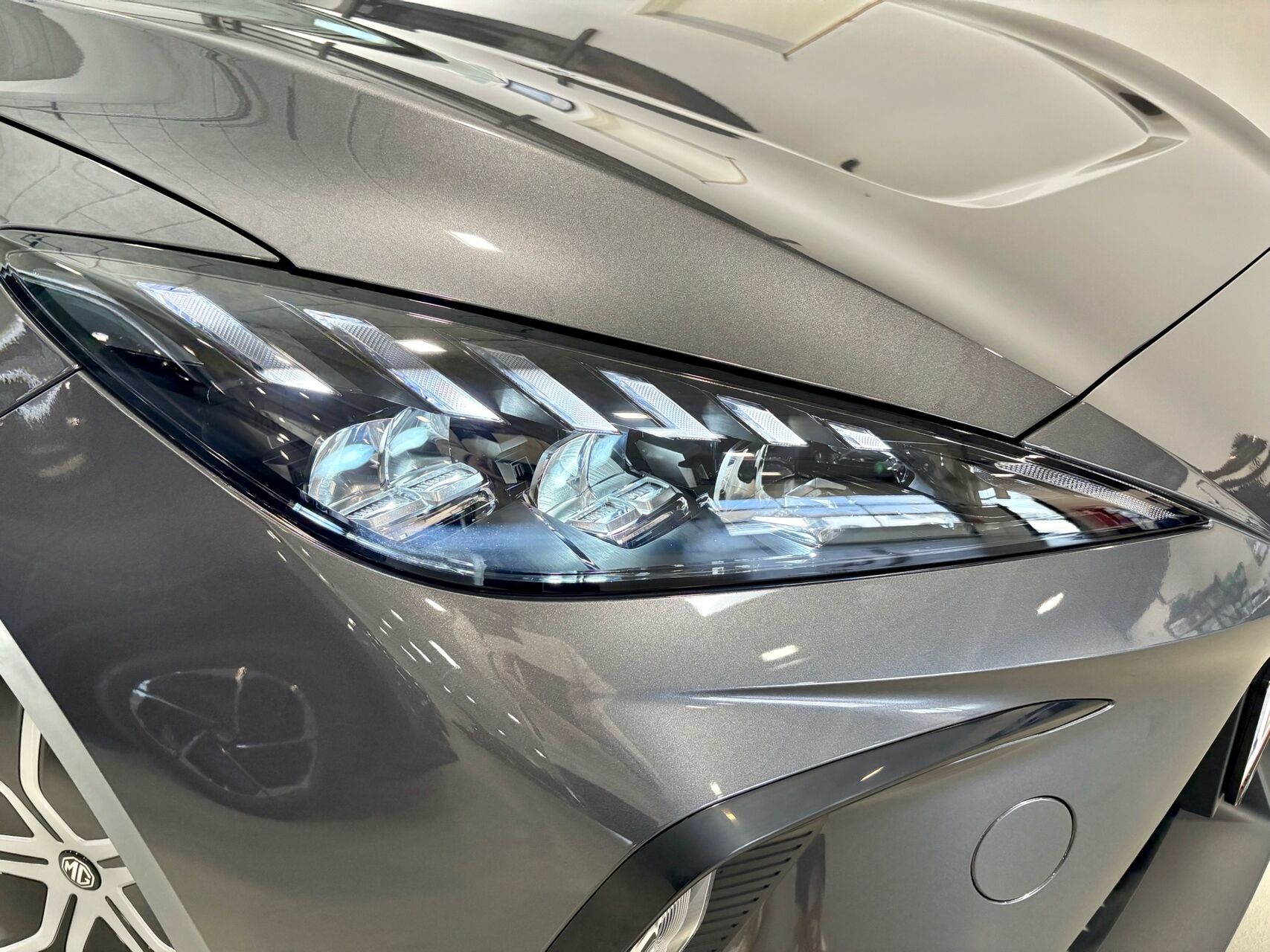 Billede af MG MG4 Electric EL Luxury Long Range 204HK 5d Aut.