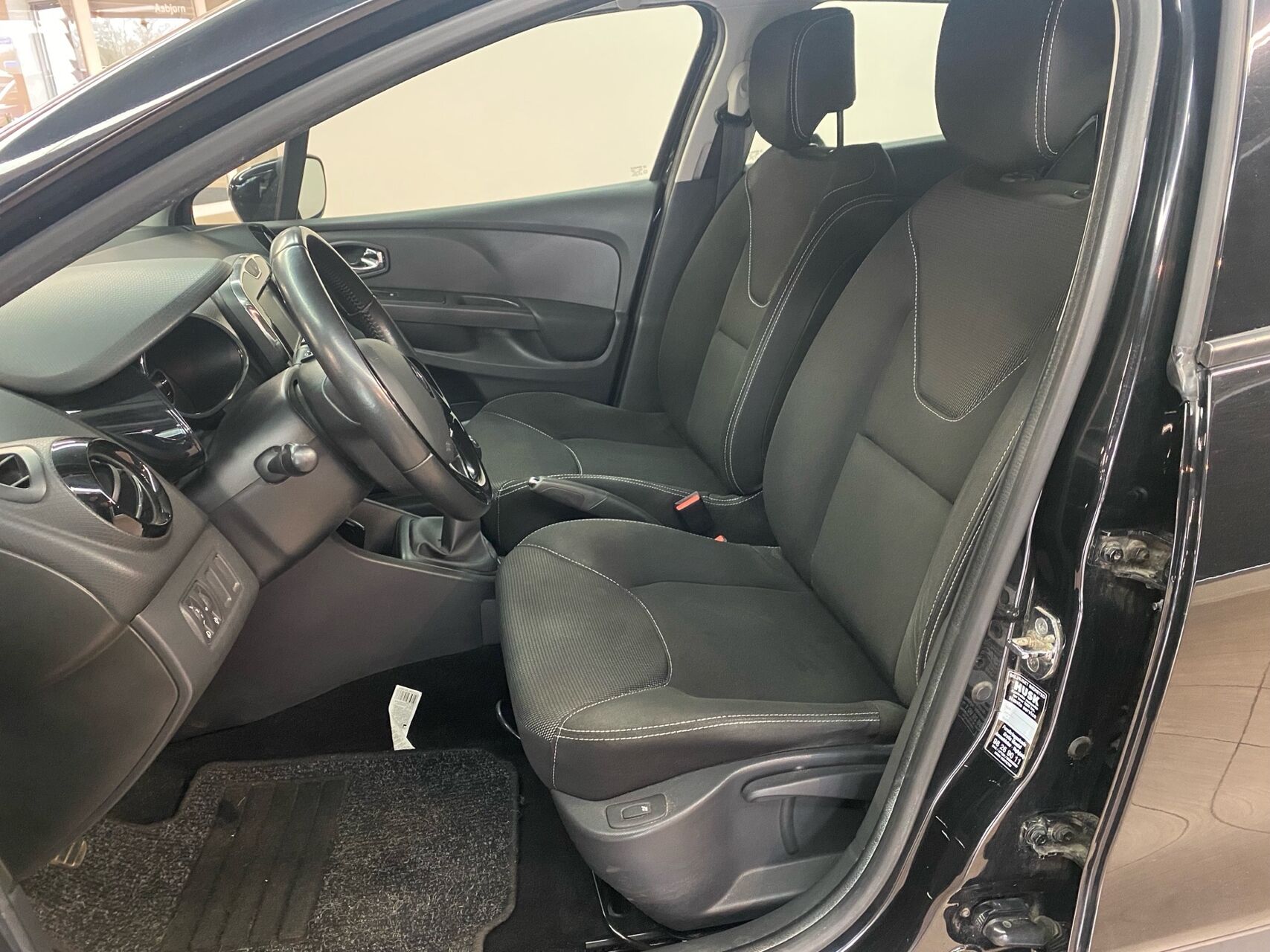 Billede af Renault Clio Sport Tourer 1,5 DCI Expression 75HK Stc