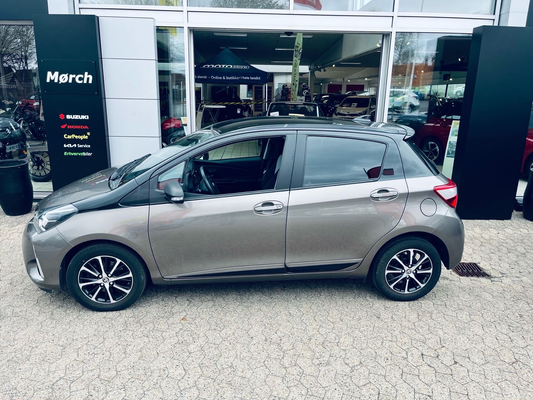 Billede af Toyota Yaris 1,5 VVT-I T3 Premiumpakke 111HK 5d 6g