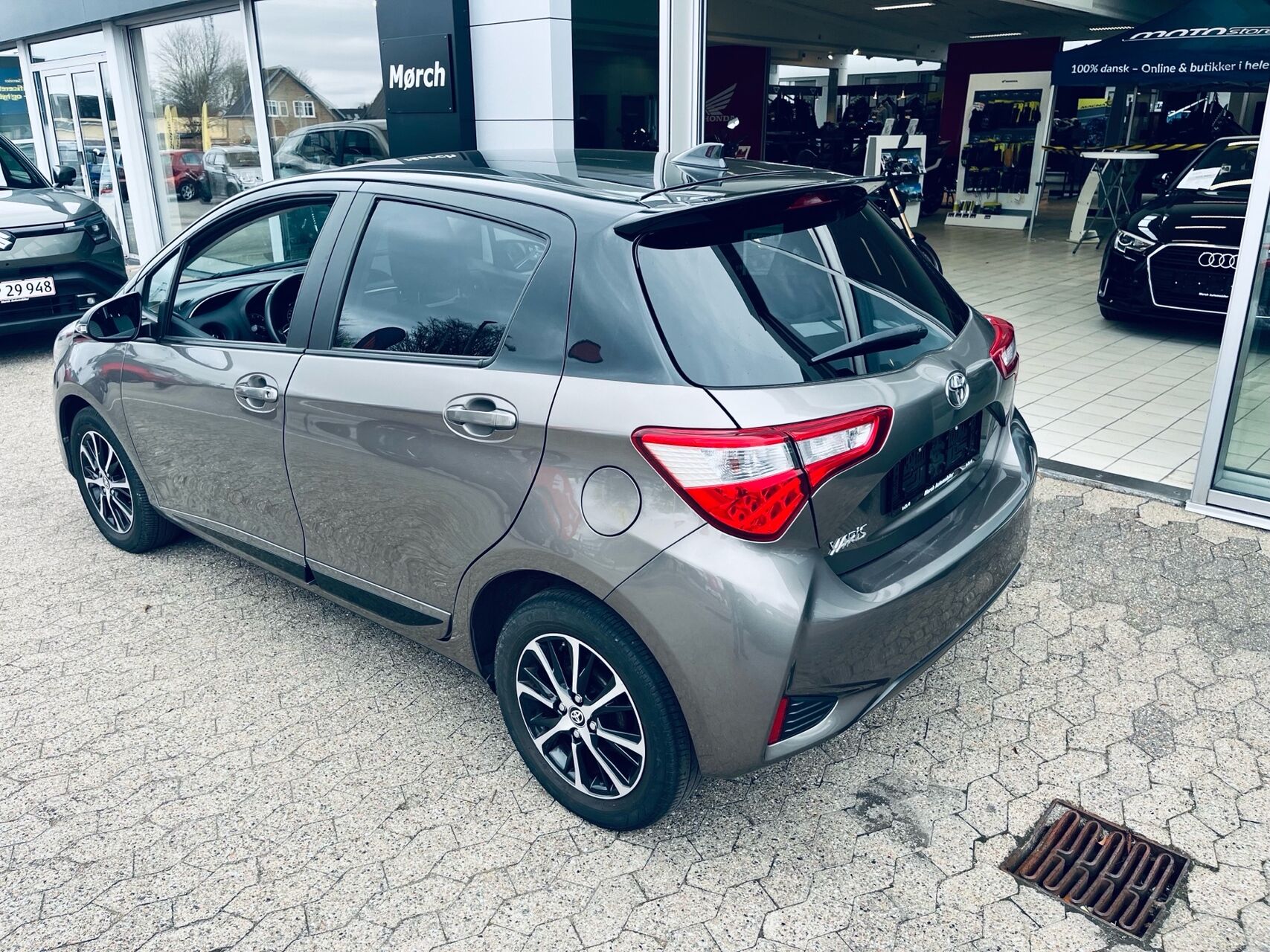 Billede af Toyota Yaris 1,5 VVT-I T3 Premiumpakke 111HK 5d 6g