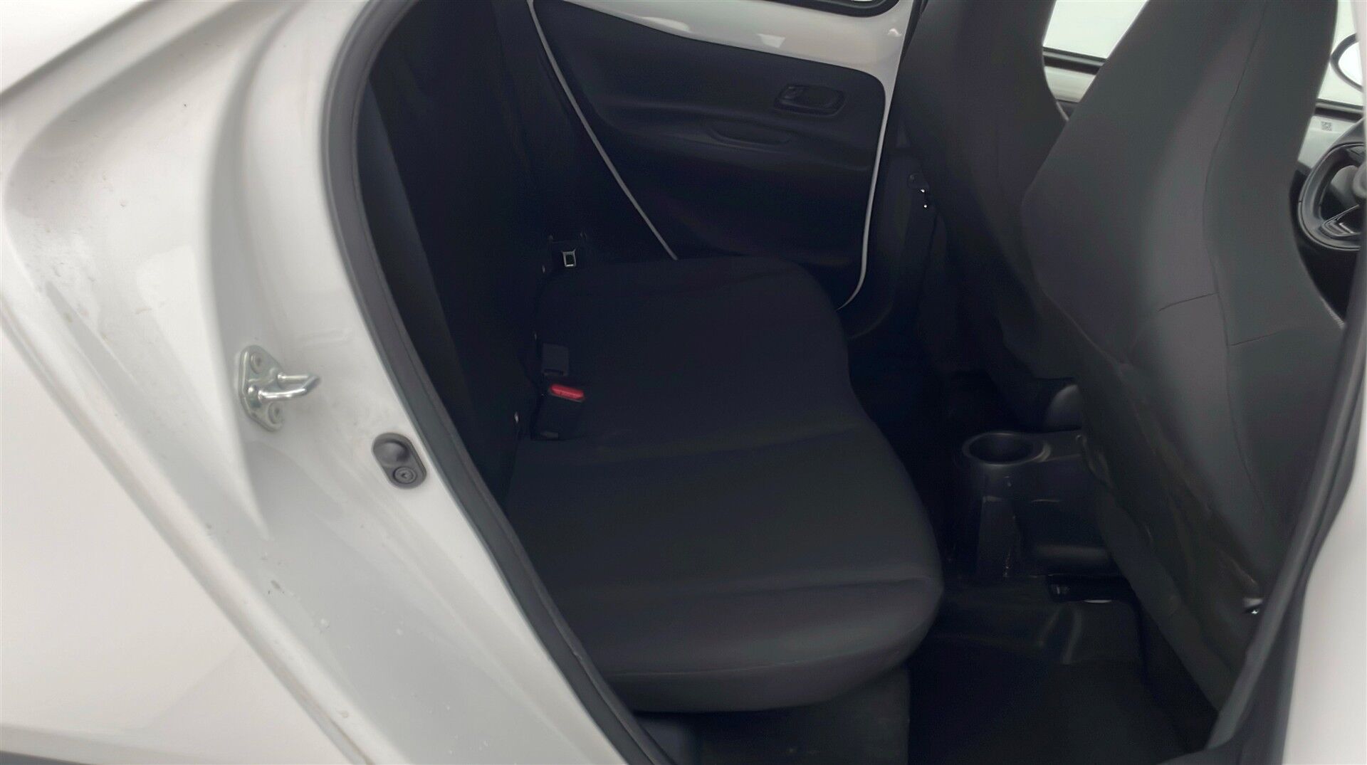 Billede af Toyota Aygo X 1,0 VVT-I Active 72HK 5d