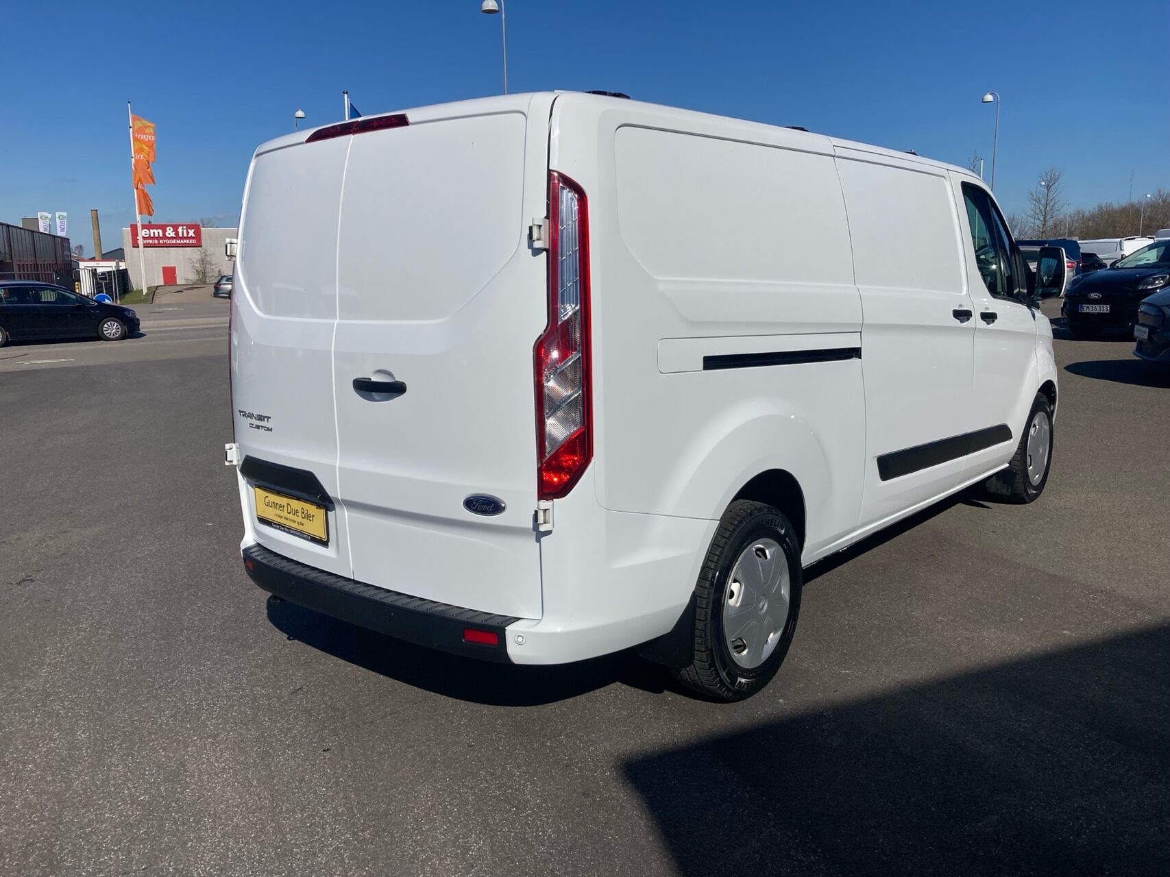 Billede af Ford Transit Custom 300 L2H1 2,0 TDCi Trend 130HK Van 6g Aut.