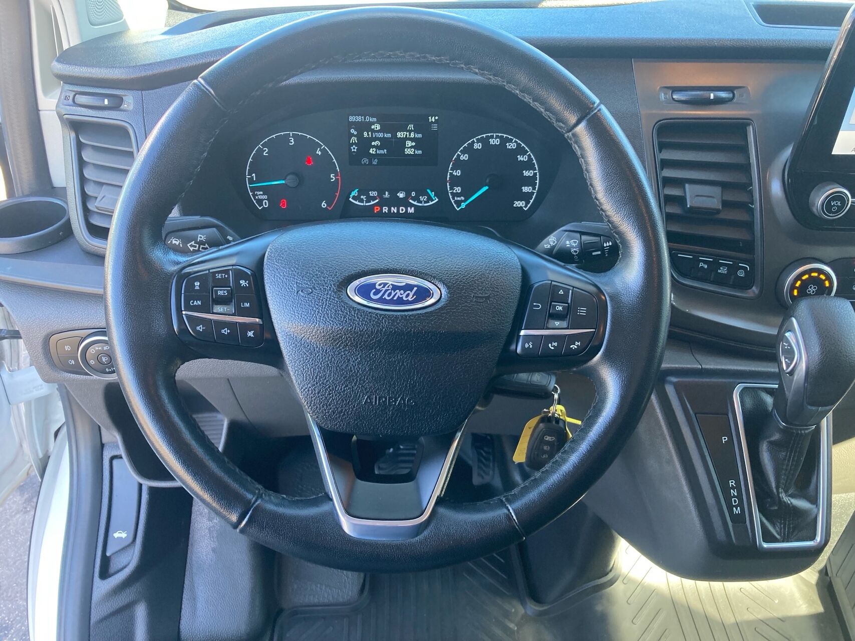 Billede af Ford Transit Custom 300 L2H1 2,0 TDCi Trend 130HK Van 6g Aut.