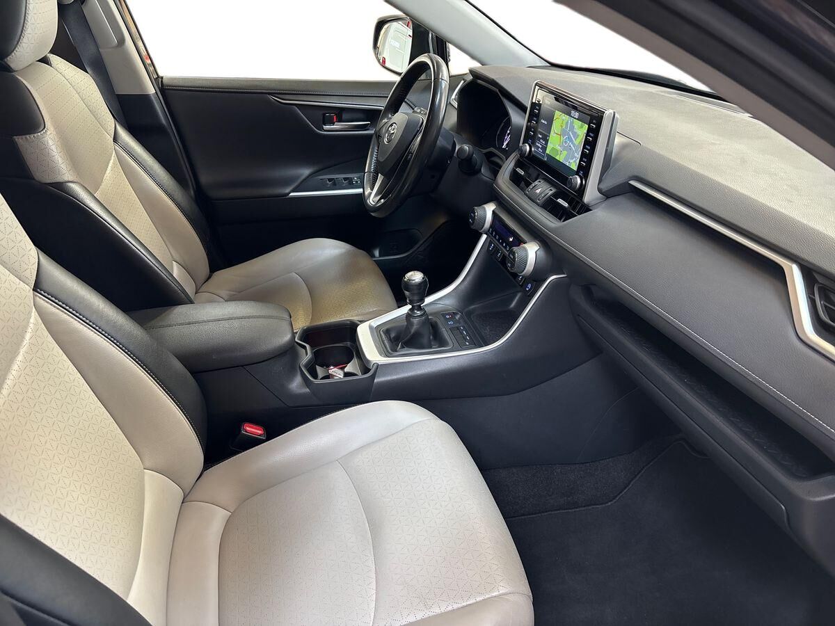 Billede af Toyota RAV4 2,0 T3 175HK 5d 6g