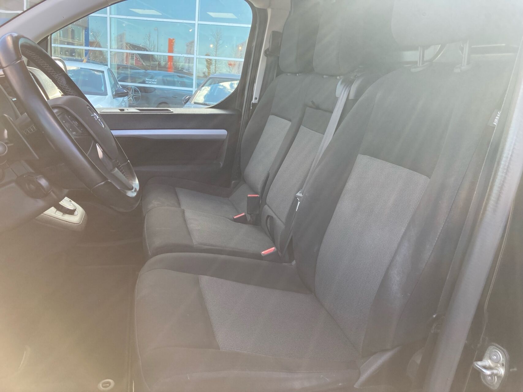 Billede af Opel Vivaro L3V2 2,0 BlueHDi Enjoy+ AT8 145HK Van 8g Aut.