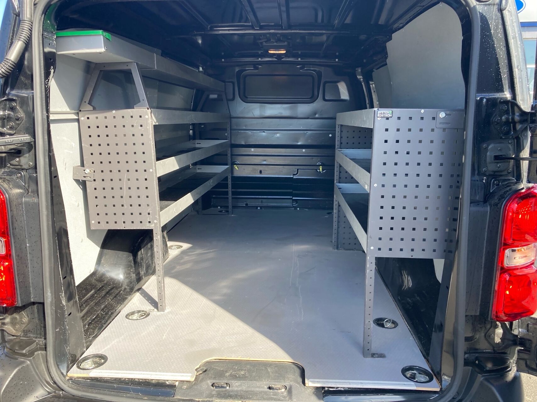 Billede af Opel Vivaro L3V2 2,0 BlueHDi Enjoy+ AT8 145HK Van 8g Aut.