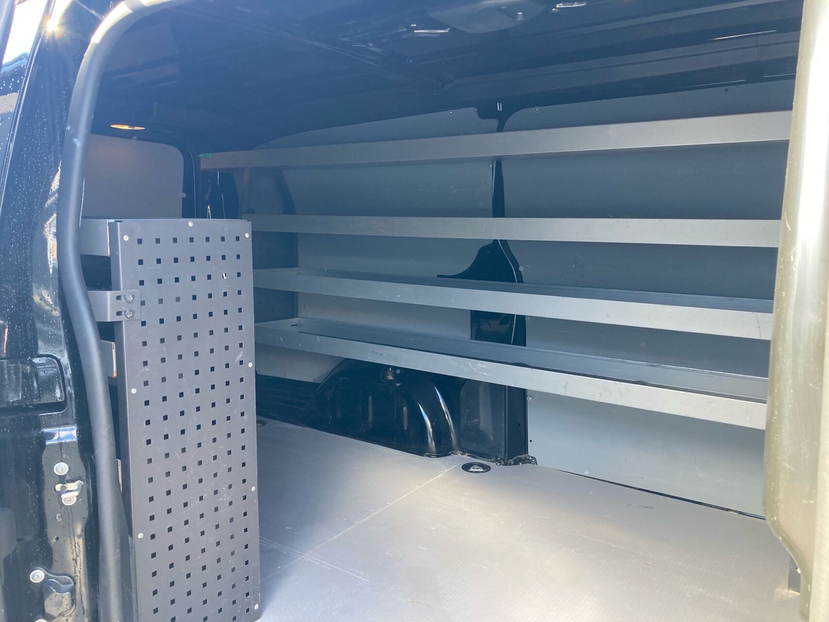 Billede af Opel Vivaro L3V2 2,0 BlueHDi Enjoy+ AT8 145HK Van 8g Aut.