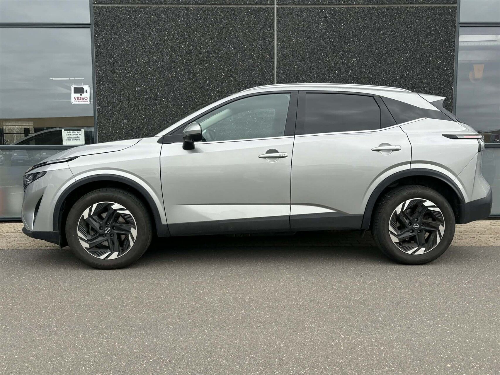 Billede af Nissan Qashqai 1,3 MHEV  Mild hybrid N-Connecta X-Tronic 158HK 5d 7g Aut.
