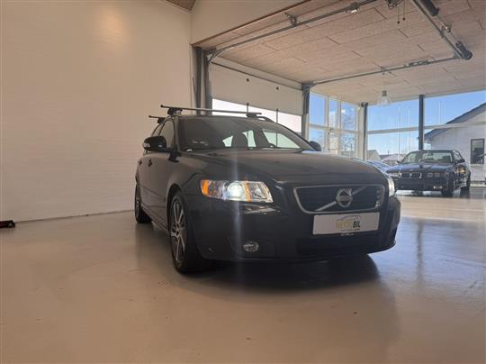 Volvo V50 1,6 D2 Momentum 115HK Stc 6g