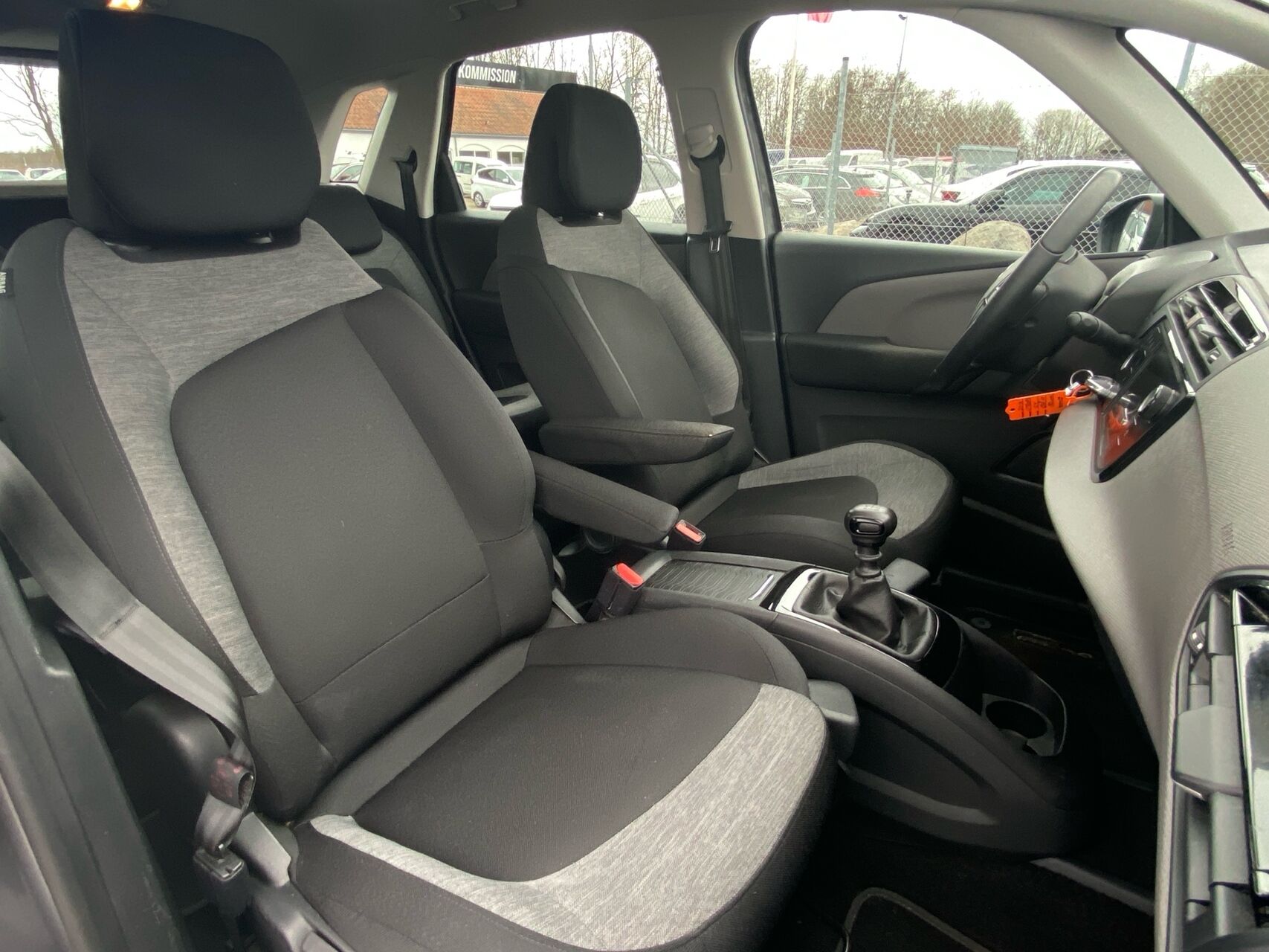 Billede af Citroën C4 SpaceTourer 1,2 PureTech Iconic start/stop 130HK