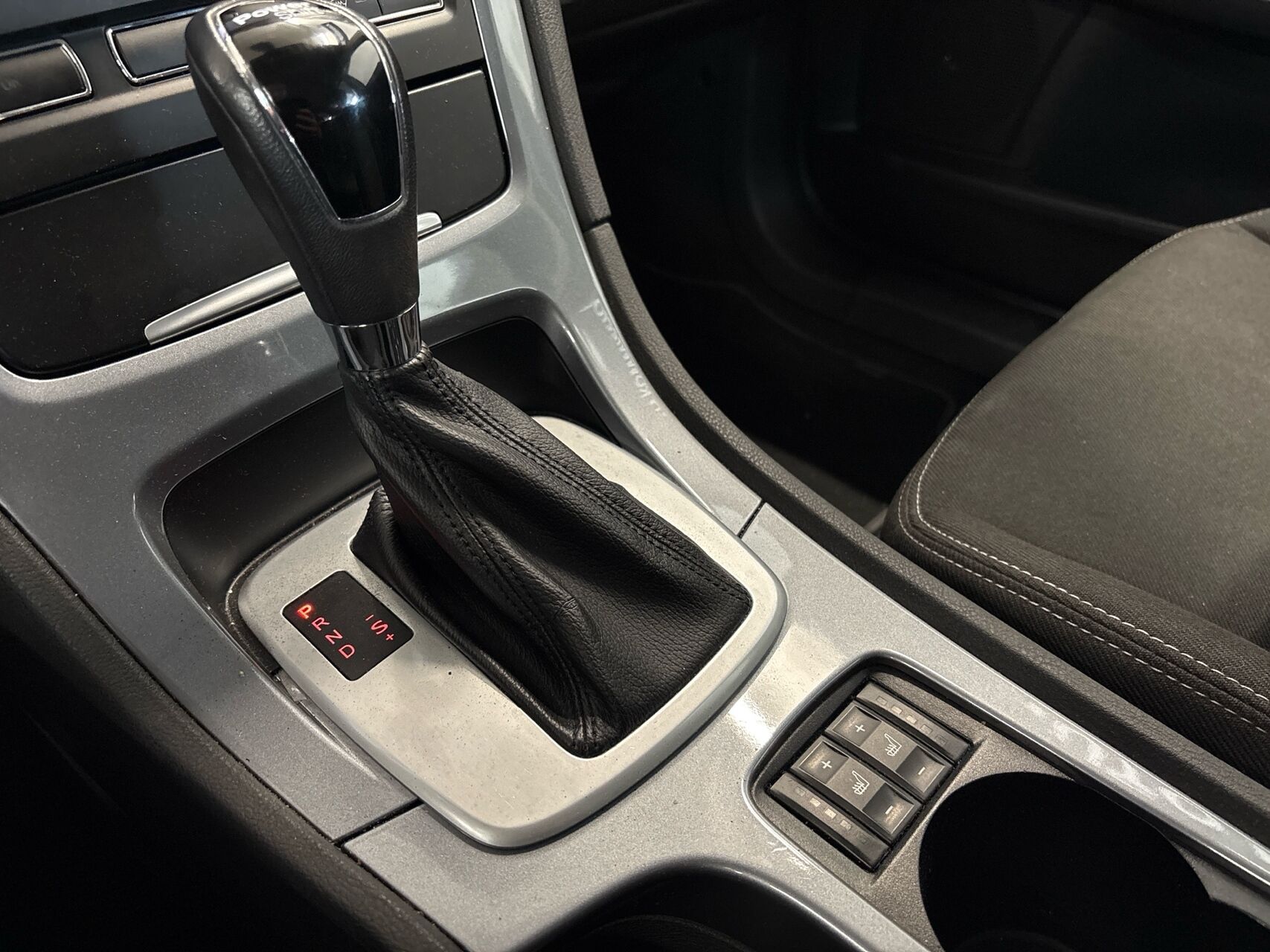 Billede af Ford Mondeo 2,0 TDCi Collection 140HK Stc 6g Aut.