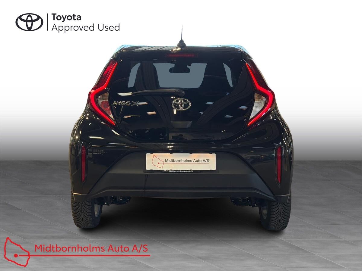 Billede af Toyota Aygo X 1,0 VVT-I Active 72HK 5d