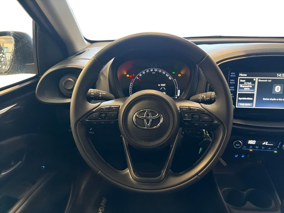 Billede af Toyota Aygo X 1,0 VVT-I Active 72HK 5d