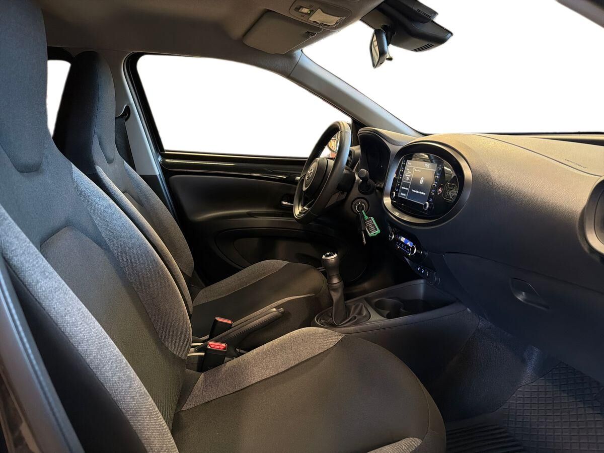 Billede af Toyota Aygo X 1,0 VVT-I Active 72HK 5d