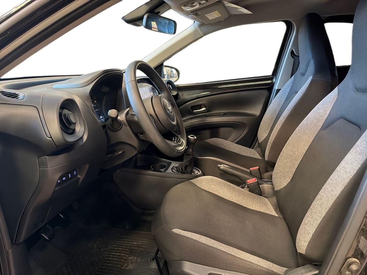 Billede af Toyota Aygo X 1,0 VVT-I Active 72HK 5d
