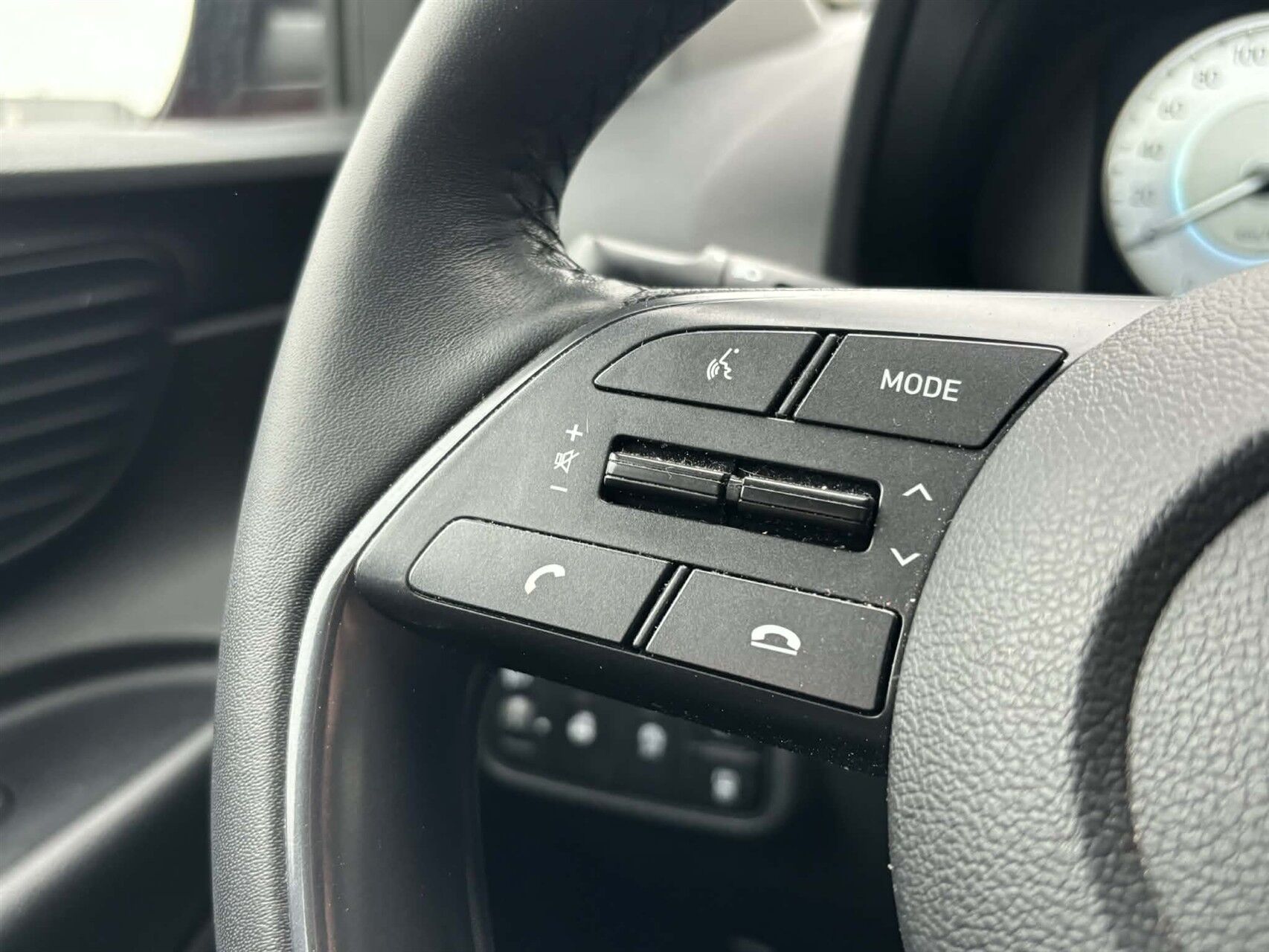 Billede af Hyundai i20 1,0 T-GDI Essential Komfort DCT 100HK 5d 7g Aut.