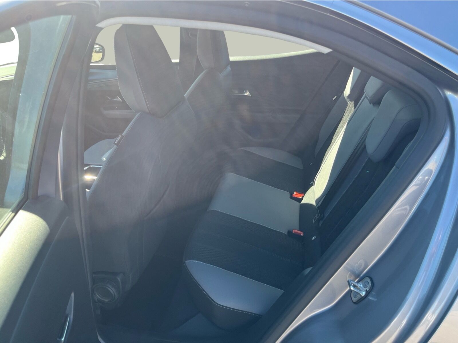 Billede af Opel Mokka-e EL Elegance 136HK 5d Aut.