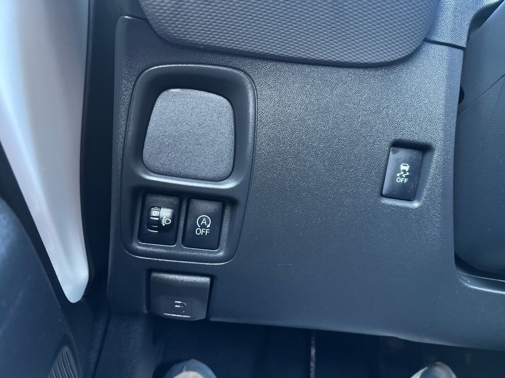 Billede af Peugeot 108 1,0 e-Vti Like+ 72HK 5d