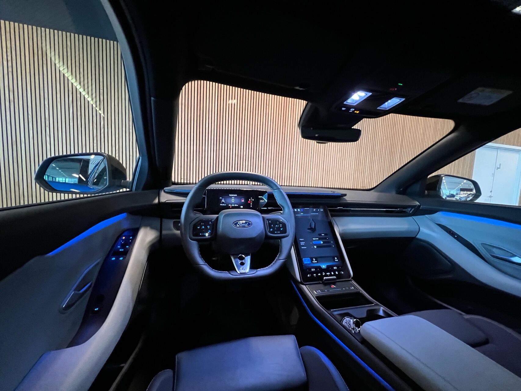 Billede af Ford Capri EL UR Premium AWD 340HK 5d Aut.