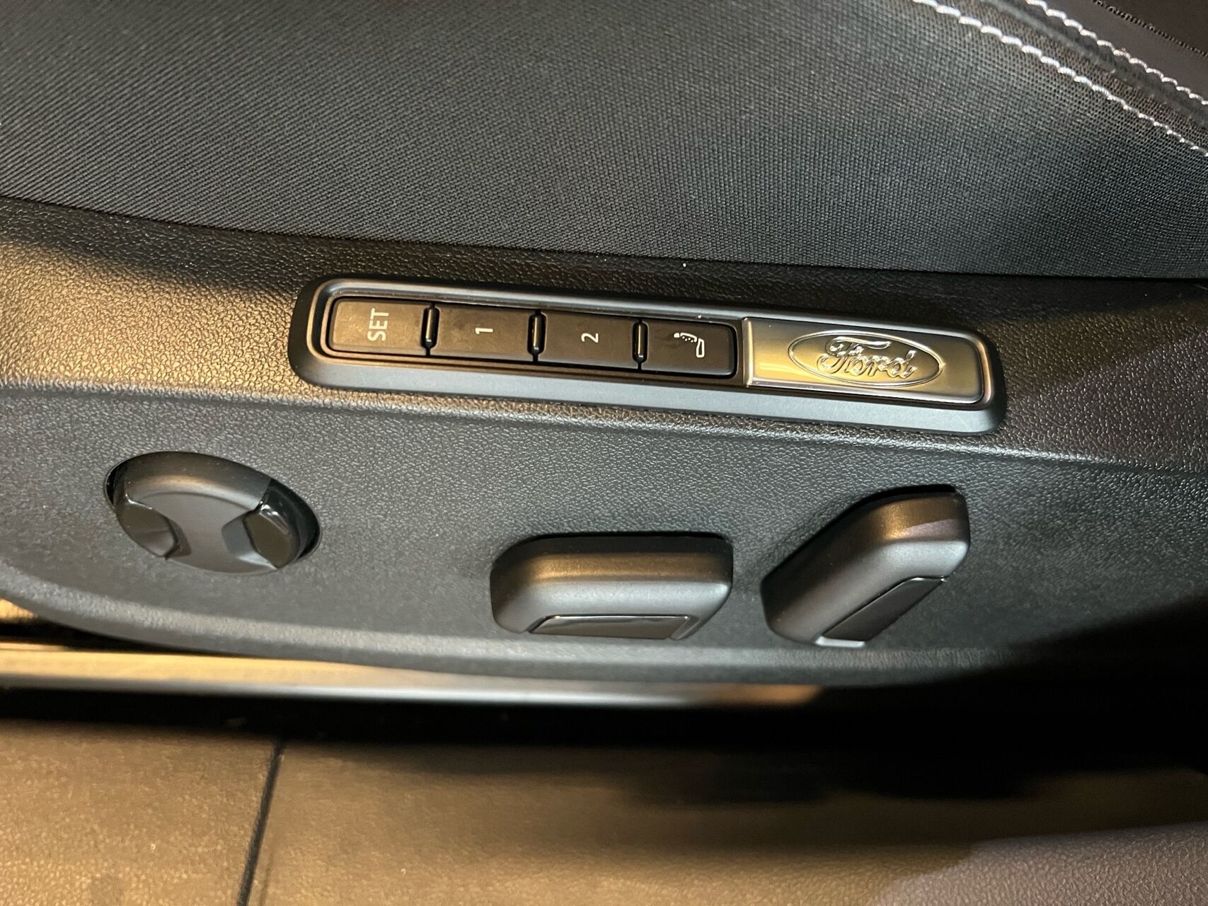 Billede af Ford Capri EL UR Premium AWD 340HK 5d Aut.