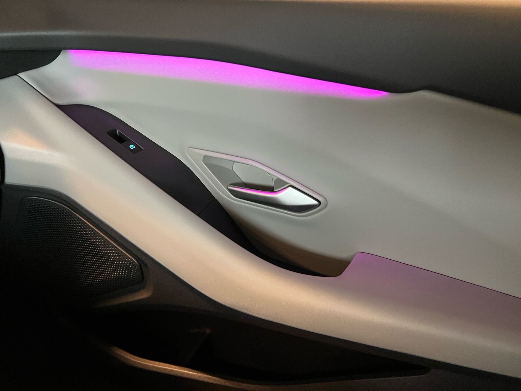 Billede af Ford Capri EL UR Premium AWD 340HK 5d Aut.