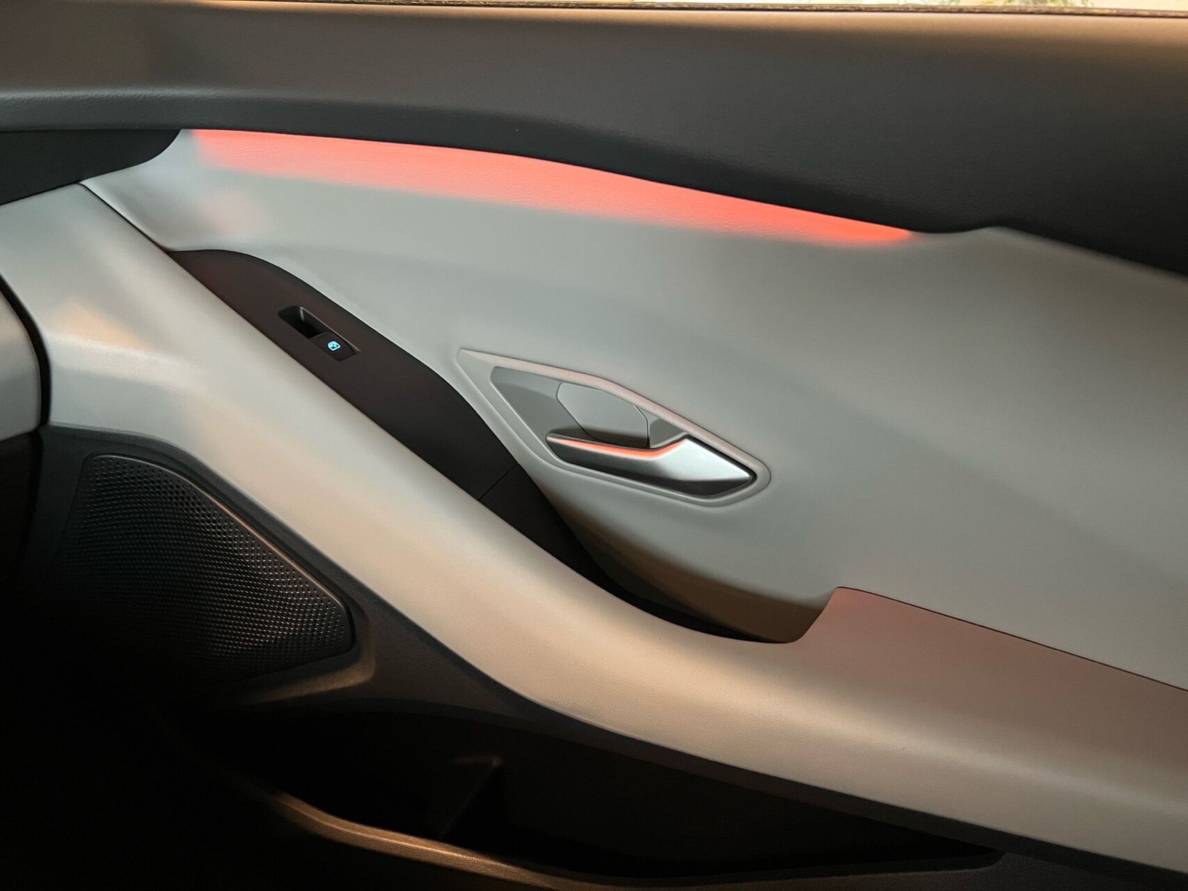 Billede af Ford Capri EL UR Premium AWD 340HK 5d Aut.