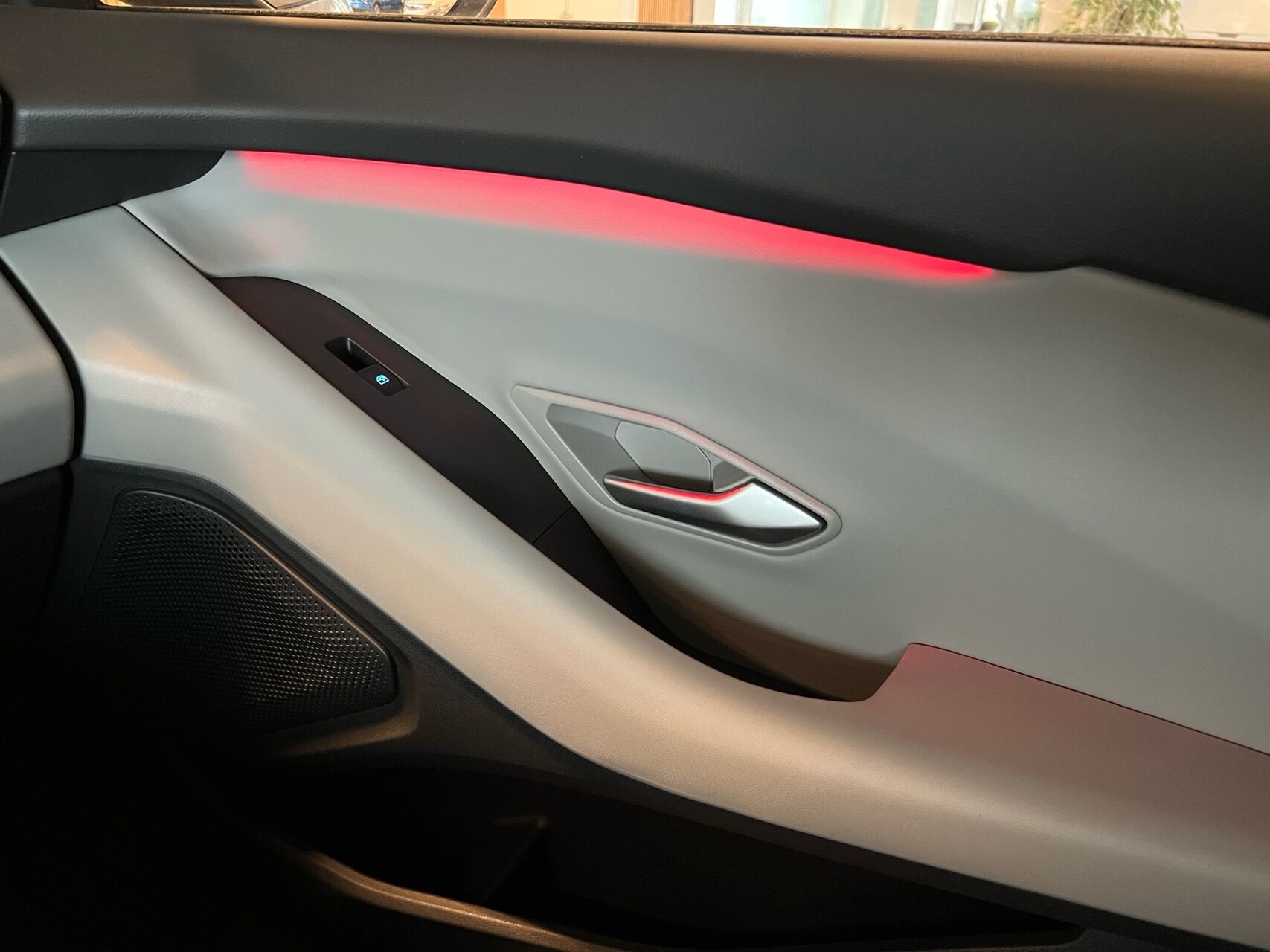 Billede af Ford Capri EL UR Premium AWD 340HK 5d Aut.