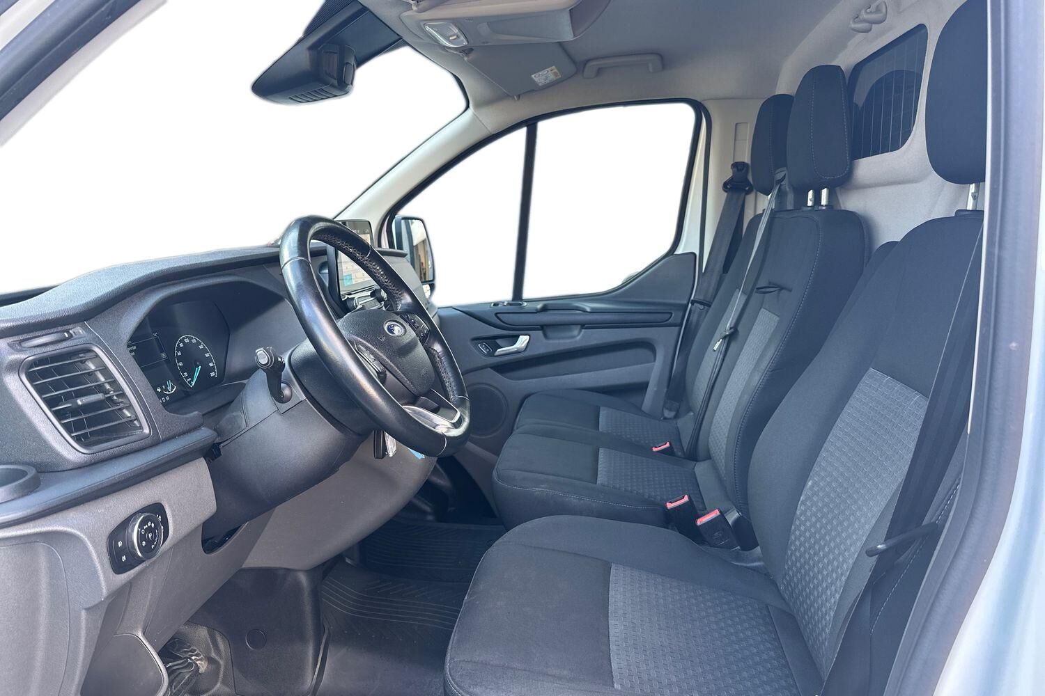 Billede af Ford Transit Custom 300 L1H1 2,0 TDCi Trend 130HK Van 6g Aut.