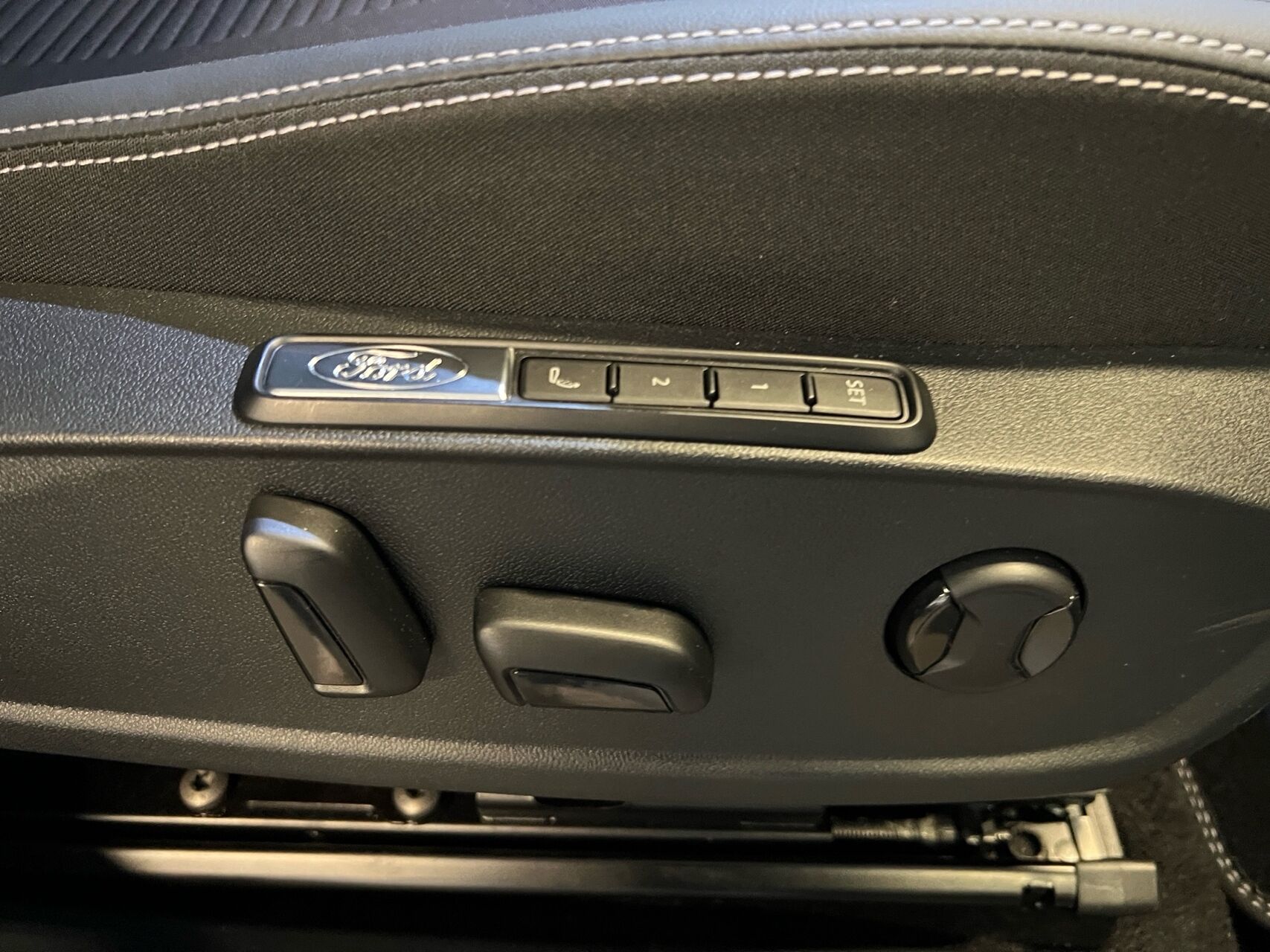 Billede af Ford Capri EL UR Premium 286HK 5d Aut.