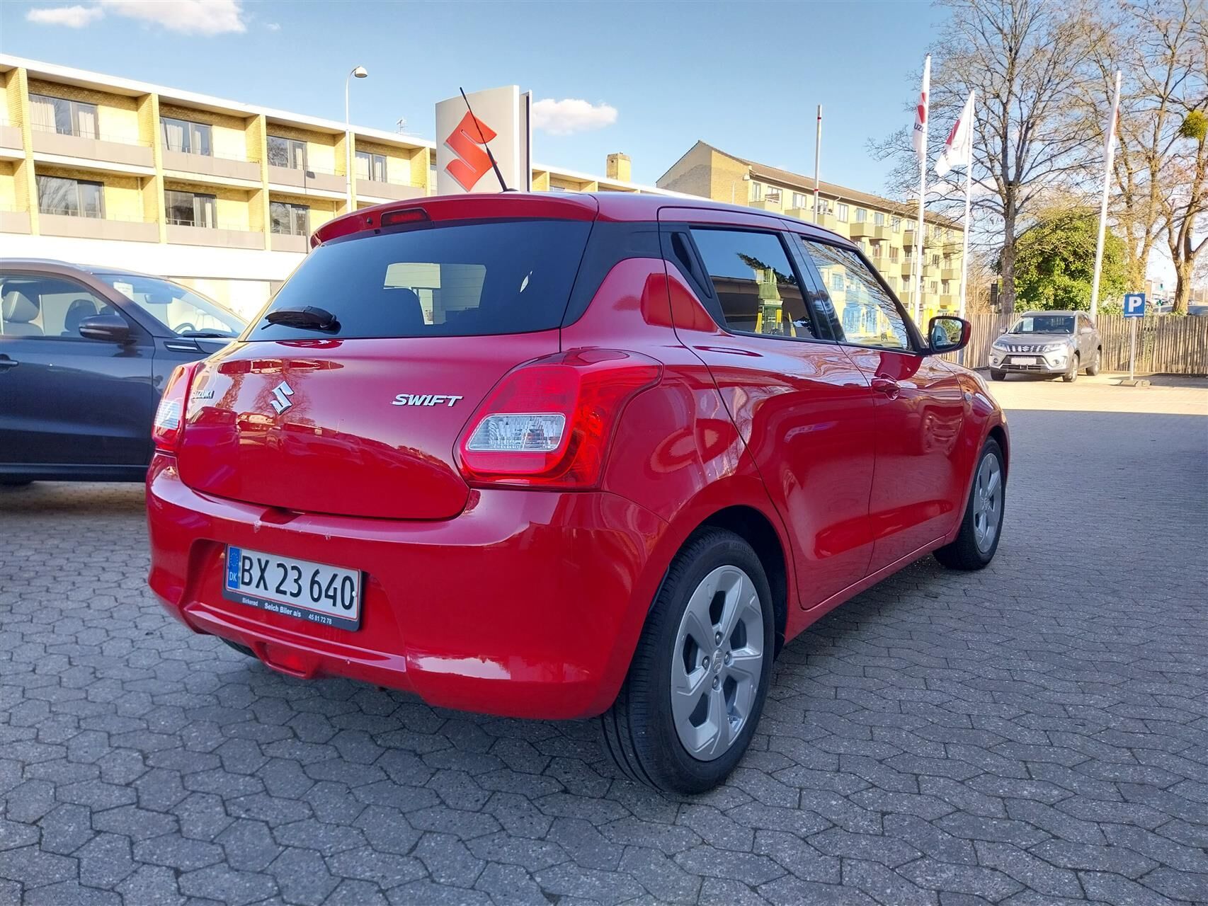 Billede af Suzuki Swift 1,2 Dualjet Action CVT 90HK 5d Aut.