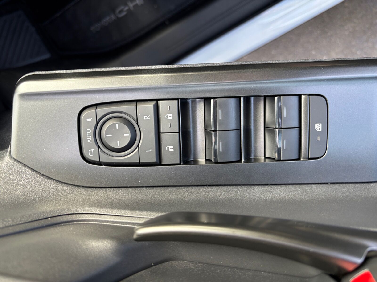 Billede af Toyota C-HR+ EL Executive AWD 343HK 5d Aut.