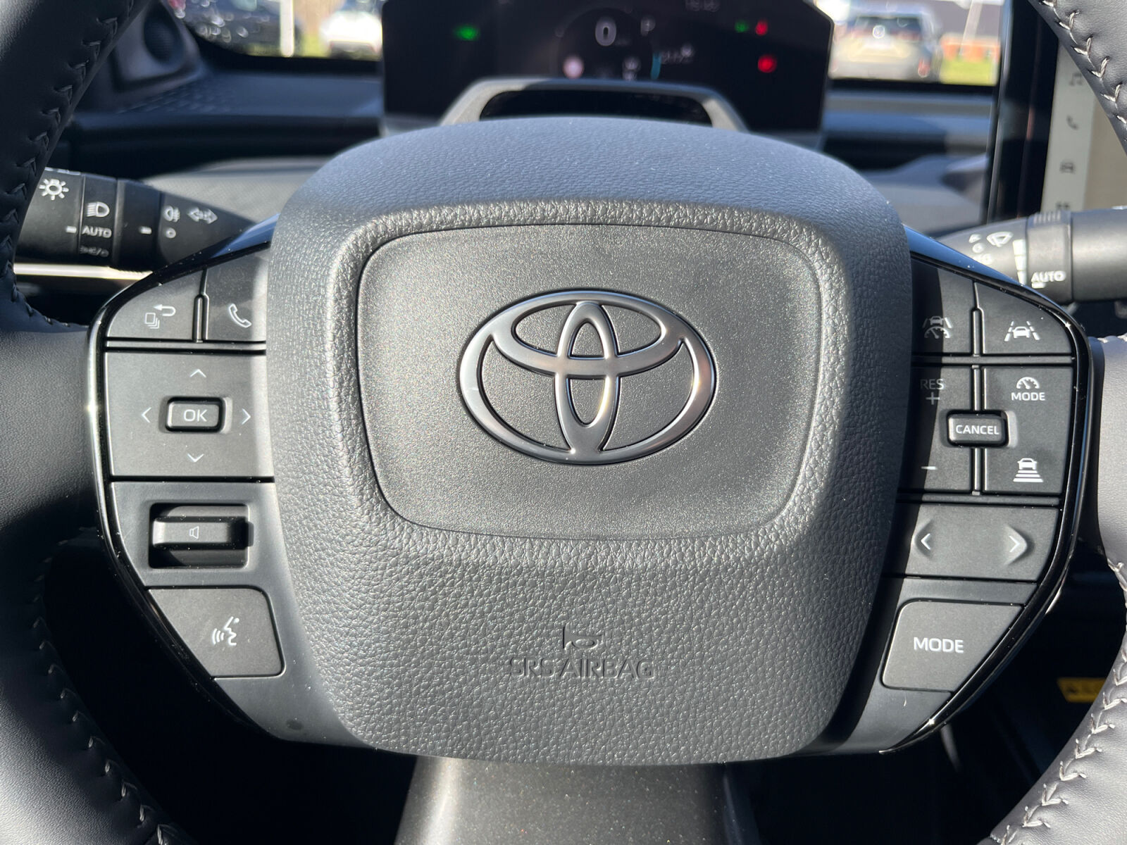 Billede af Toyota BZ4X EL Executive AWD 343HK 5d Aut.