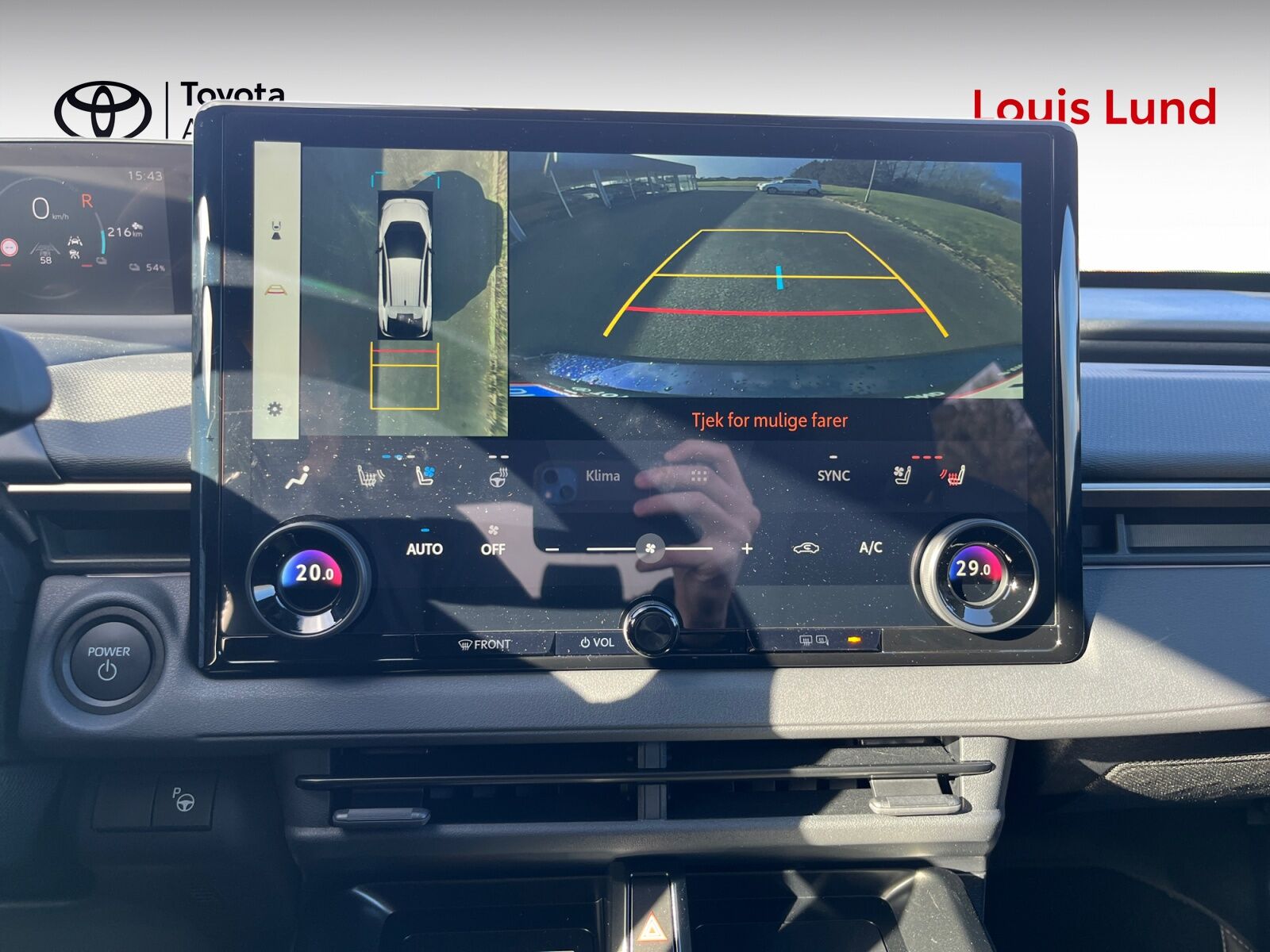 Billede af Toyota BZ4X EL Executive AWD 343HK 5d Aut.