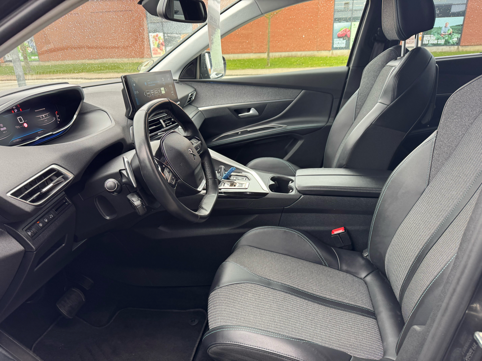Billede af Peugeot 5008 1,5 BlueHDi Allure Pack EAT8 130HK 5d 8g Aut.