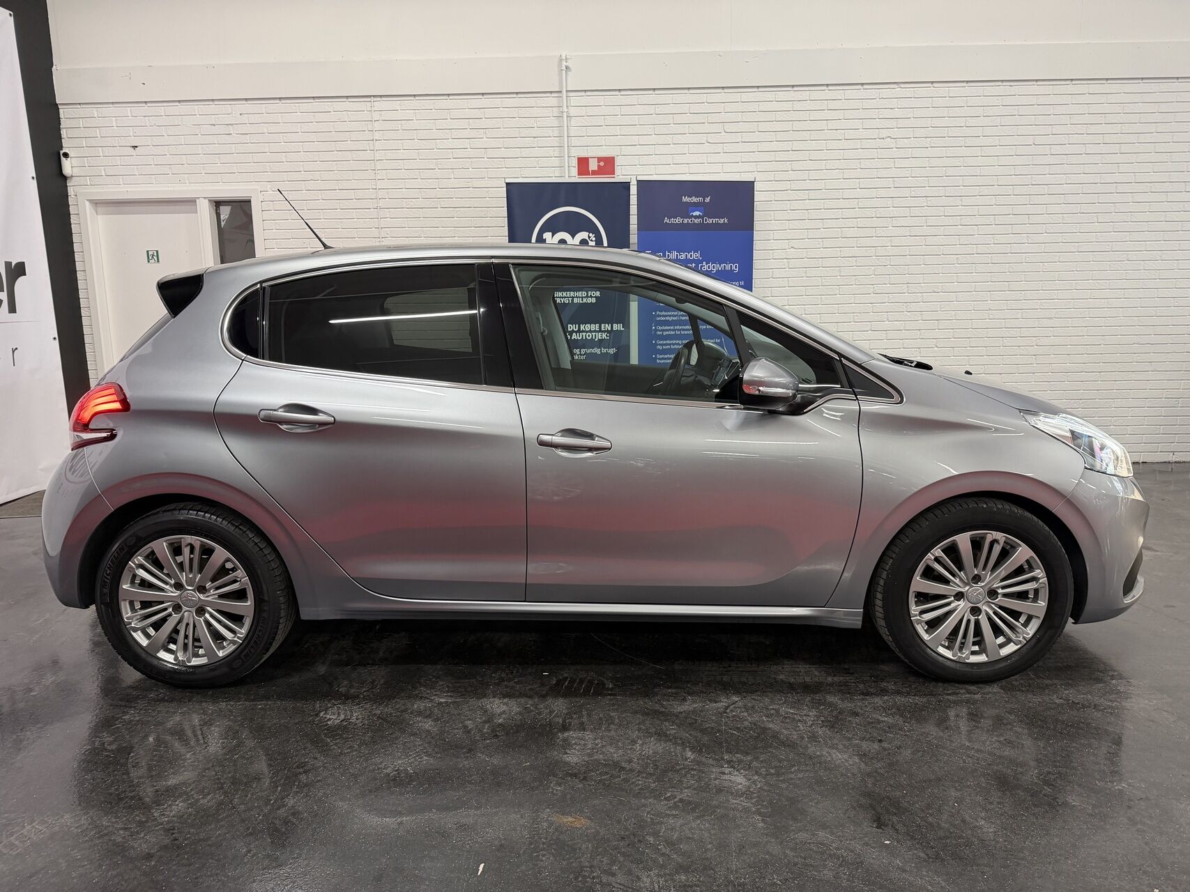 Billede af Peugeot 208 1,5 BlueHDi Infinity 100HK 5d 6g