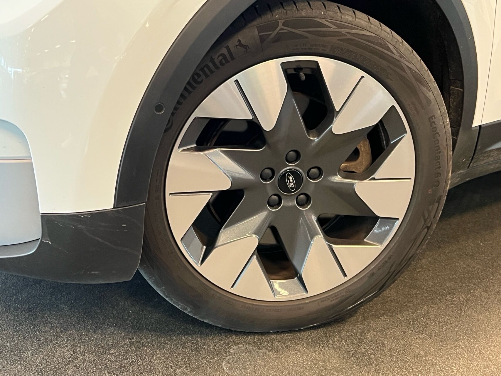 Billede af Ford Explorer EL UR Premium AWD 340HK 5d Aut.