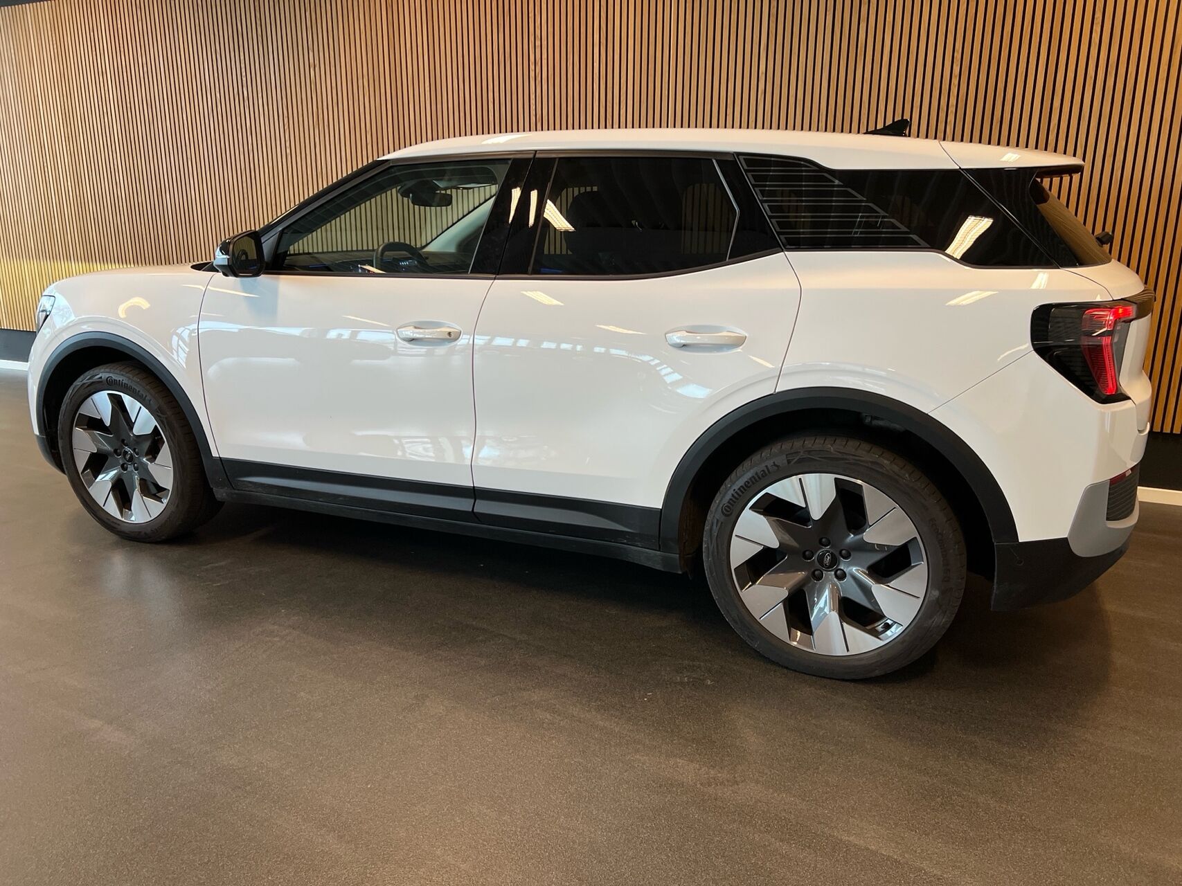 Billede af Ford Explorer EL UR Premium AWD 340HK 5d Aut.