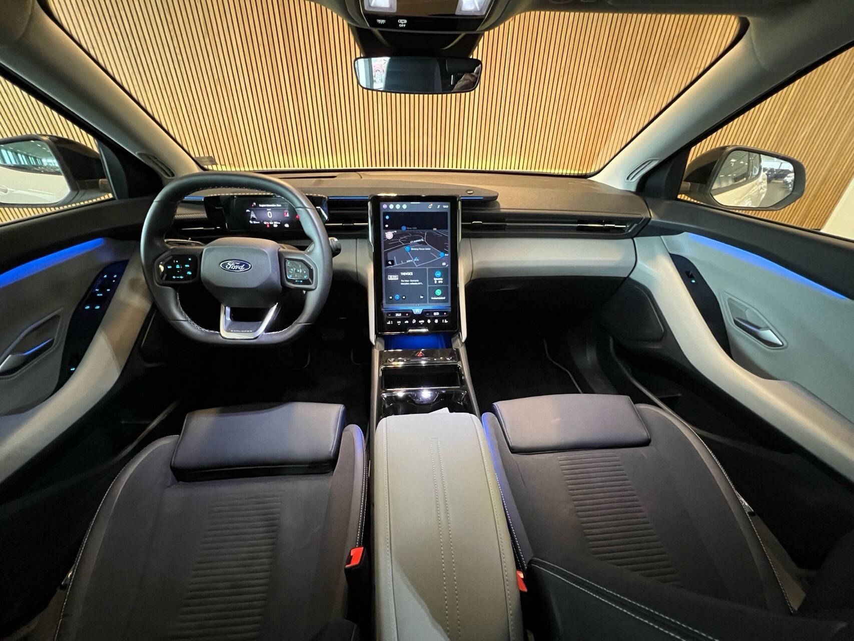 Billede af Ford Explorer EL UR Premium AWD 340HK 5d Aut.