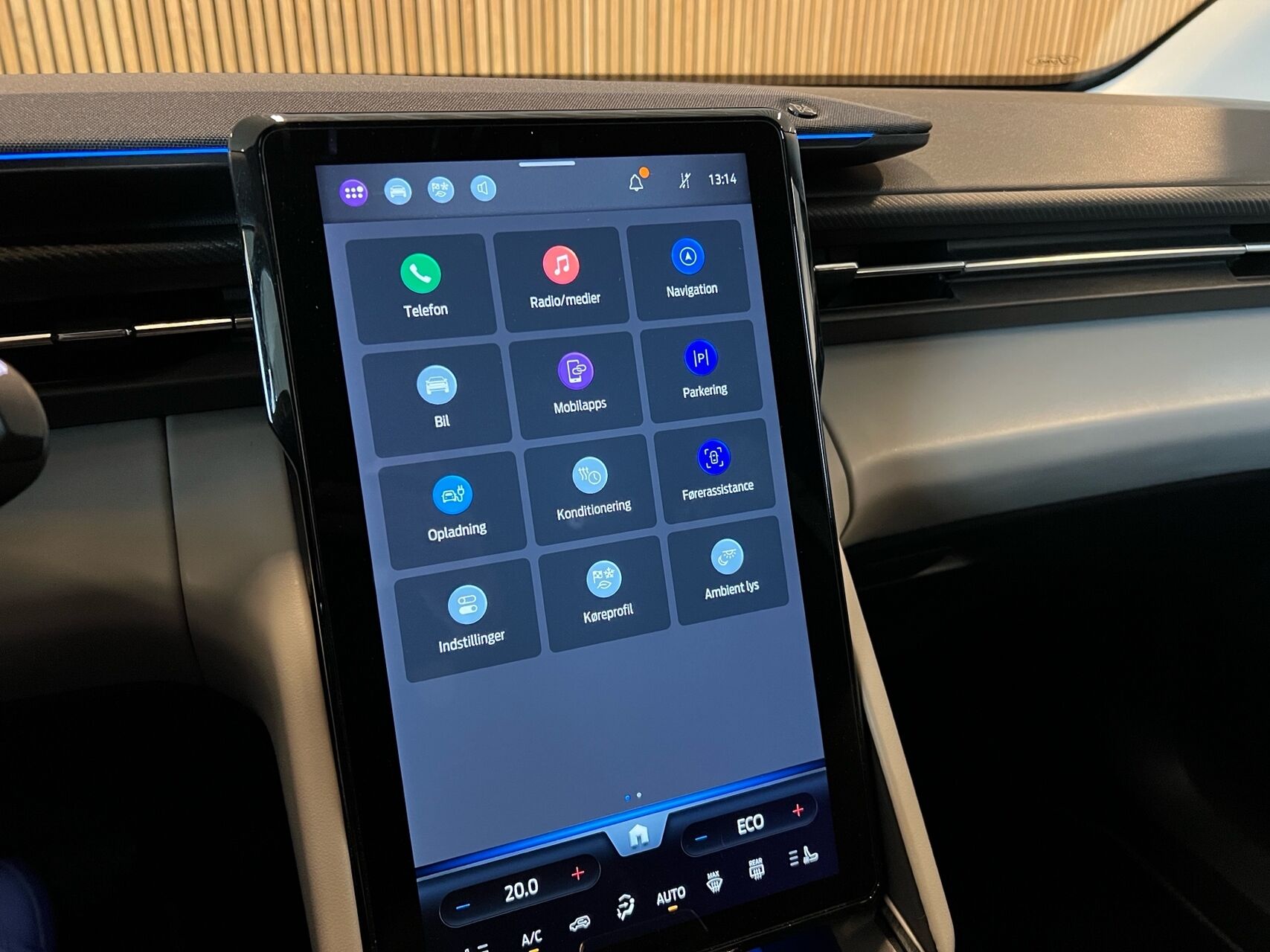 Billede af Ford Explorer EL UR Premium AWD 340HK 5d Aut.