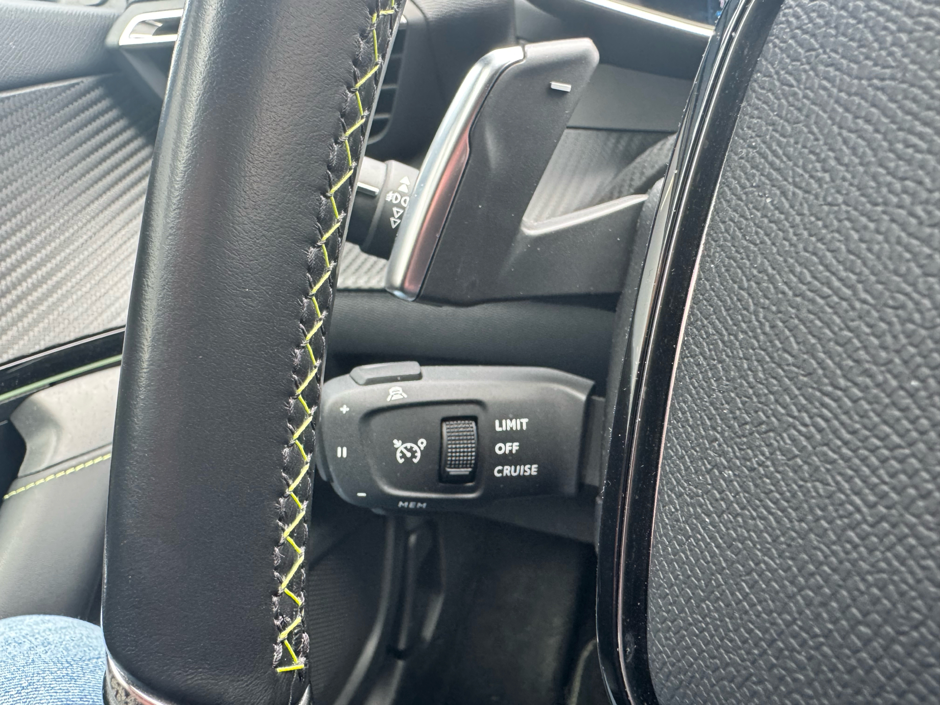 Billede af Peugeot 2008 1,5 BlueHDi GT Line EAT8 130HK 5d 8g Aut.