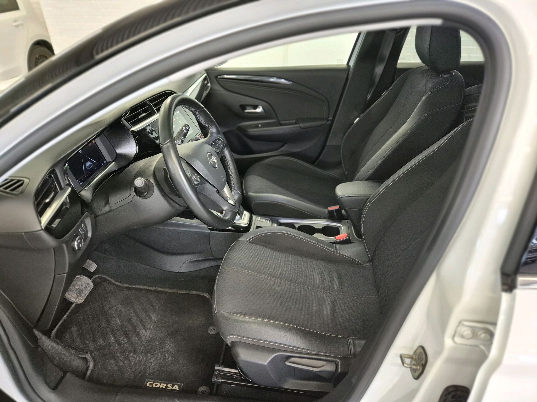 Billede af Opel Corsa 1,2 PureTech Sport EAT8 100HK 5d 8g Aut.