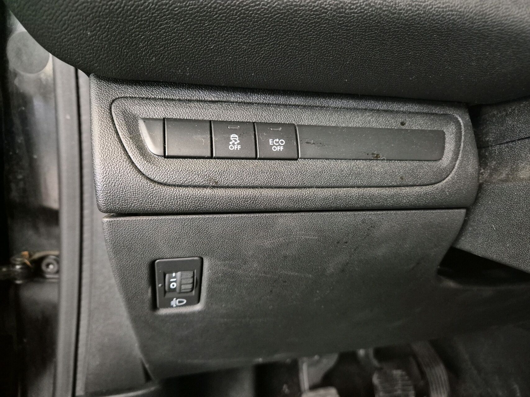 Billede af Peugeot 208 1,6 BlueHDi More 100HK 5d