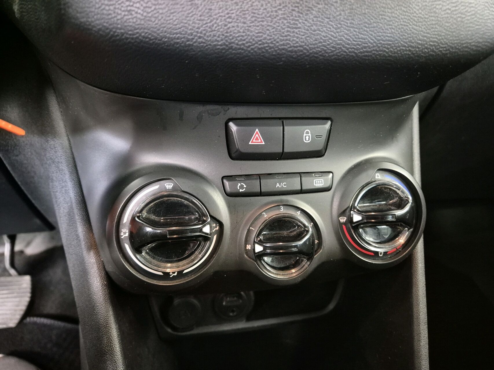 Billede af Peugeot 208 1,6 BlueHDi Active+ 100HK 5d