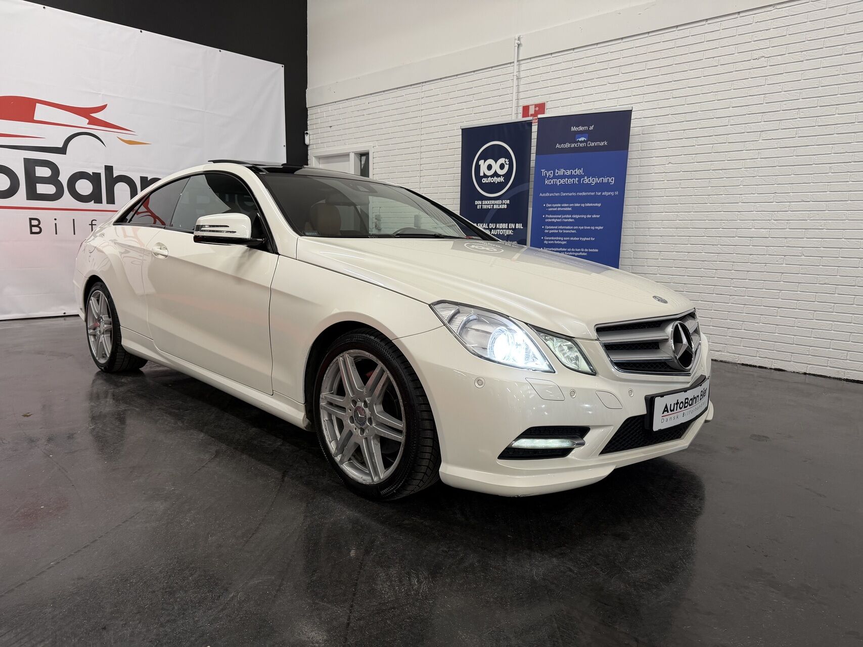Billede af Mercedes-Benz E350 d Coupe 3,0 CDI BlueEfficiency 265HK 2d Aut.