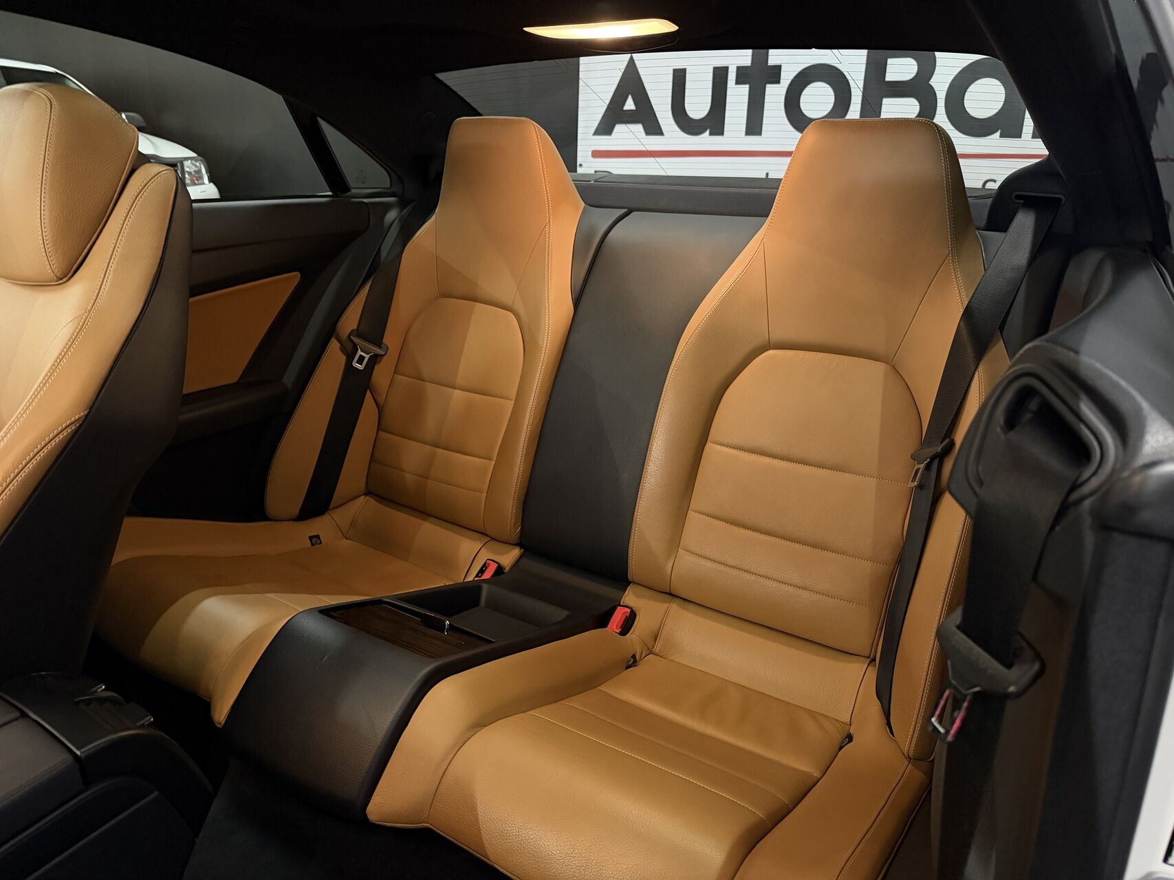 Billede af Mercedes-Benz E350 d Coupe 3,0 CDI BlueEfficiency 265HK 2d Aut.