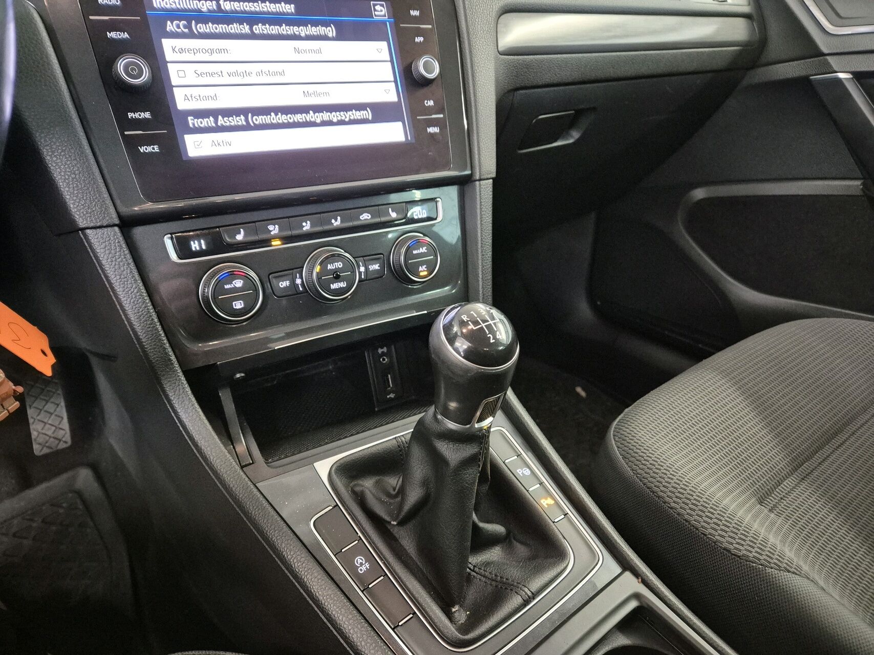 Billede af VW Golf Variant 1,6 TDI BMT Comfortline 115HK Stc